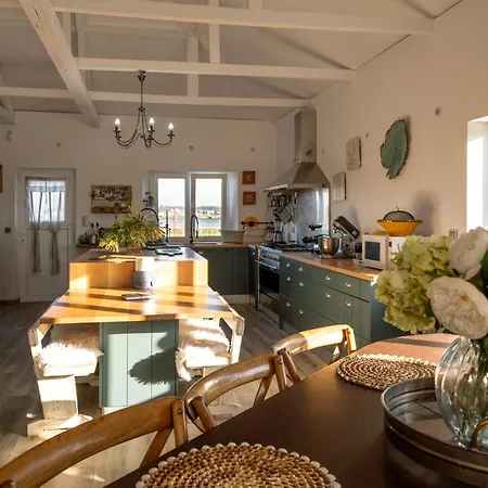 Вилла Quinta Da Cris *